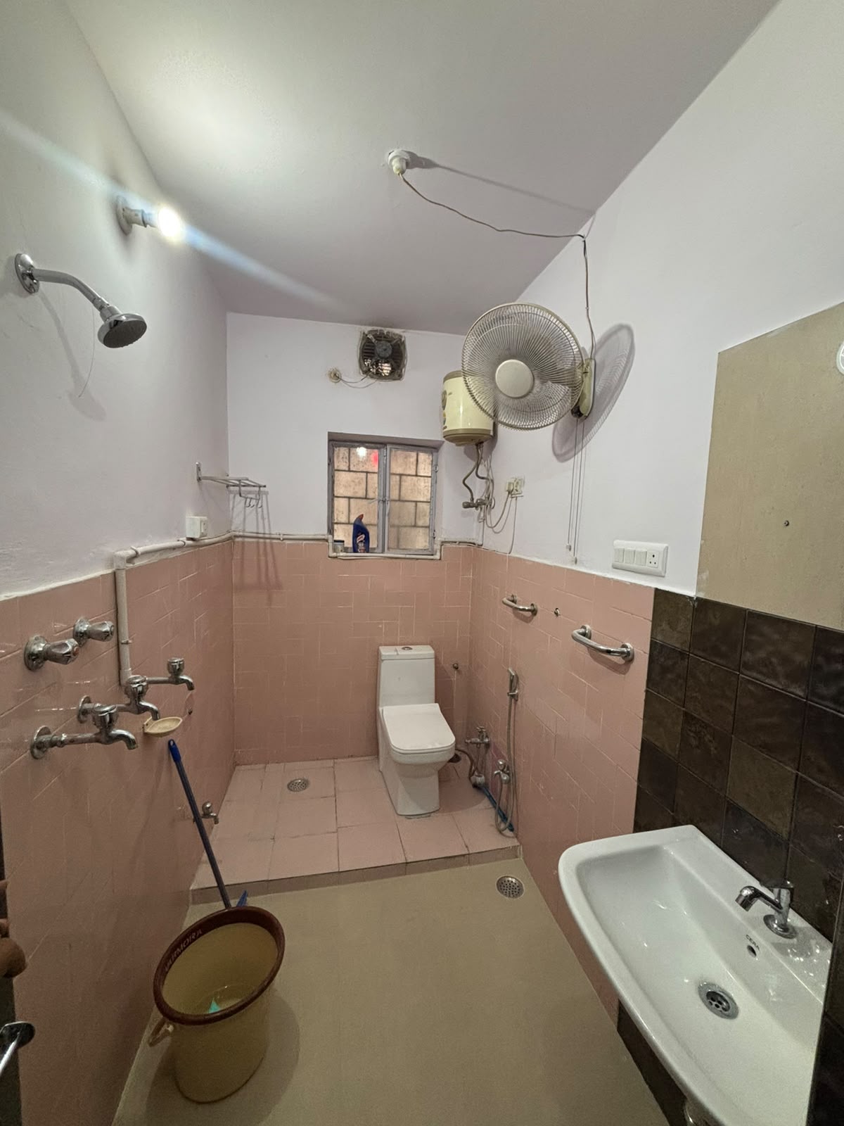 4 BHK Semi Furnished Flat for Rent in Mansarovar Jaipur | Jaipur Rental-Malviya Nagar-Jaipur